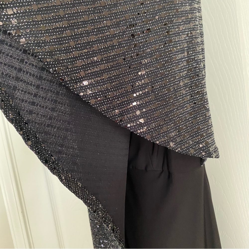 NWOT Women’s R&M Richards Sparkly One Shoulder Wide Legged Black Jumpsuit Size 6 - Picture 10 of 11